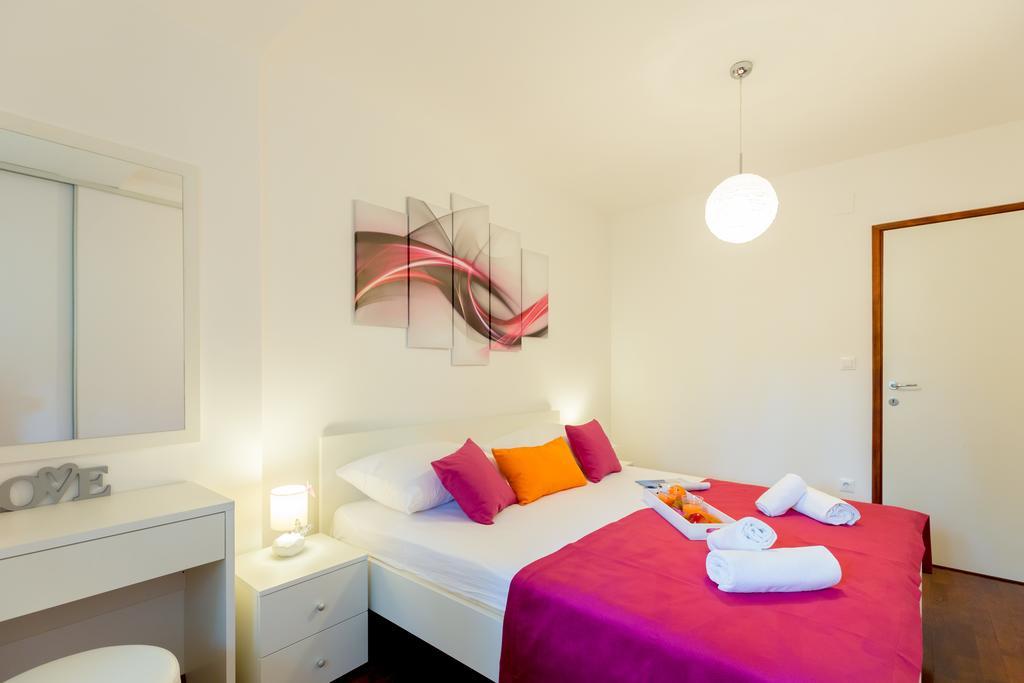 Leona & Borna'S Central Lapad Suites Дубровник Екстериор снимка