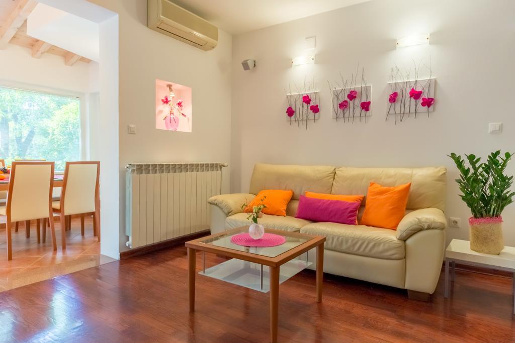 Leona & Borna'S Central Lapad Suites Дубровник Екстериор снимка