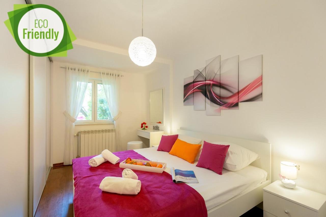 Leona & Borna'S Central Lapad Suites Дубровник Екстериор снимка