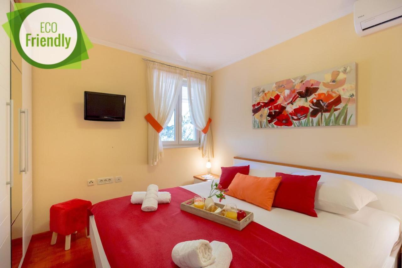 Leona & Borna'S Central Lapad Suites Дубровник Екстериор снимка